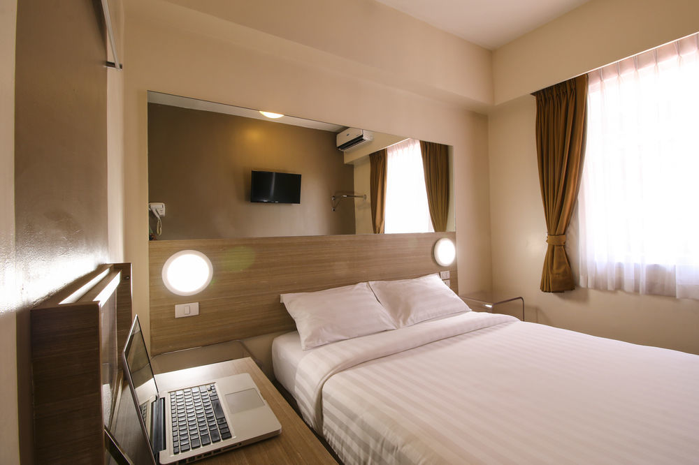 Red Planet Manila Aseana City Paranaque City Εξωτερικό φωτογραφία